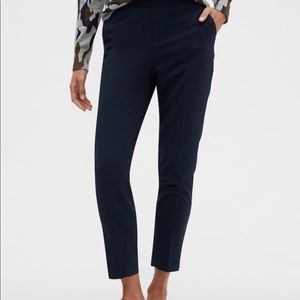BR FACTORY Hayden Pull On tapered pant size 4 Navy